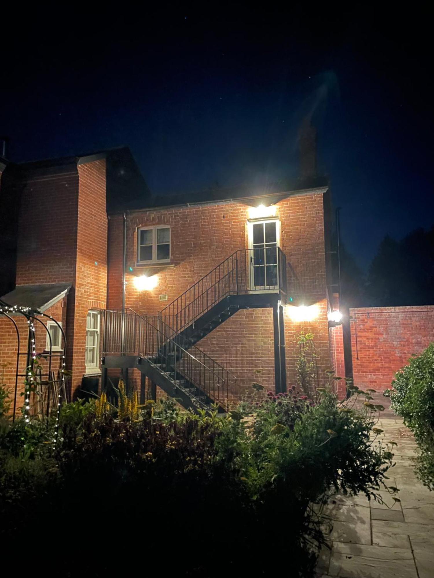 Cockloft Romantic Countryside Hideaway Bishops Cannings المظهر الخارجي الصورة